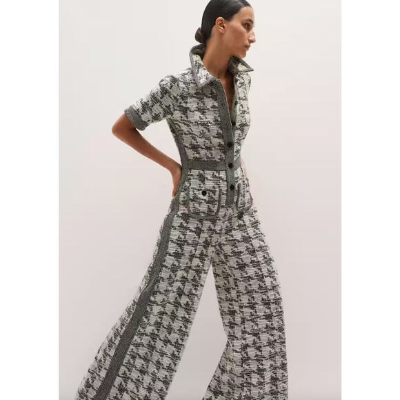ME+EM Exaggerated Houndstooth Travel Tweed Jumpsuit - Picture 3 of 13